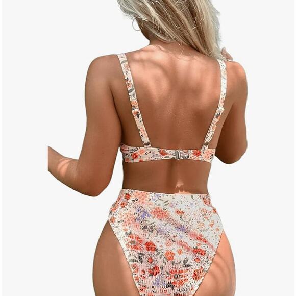 Soly Hux Women's Bikini Size L Floral Print Smocked Underwire NWOT - Picture 3 of 8